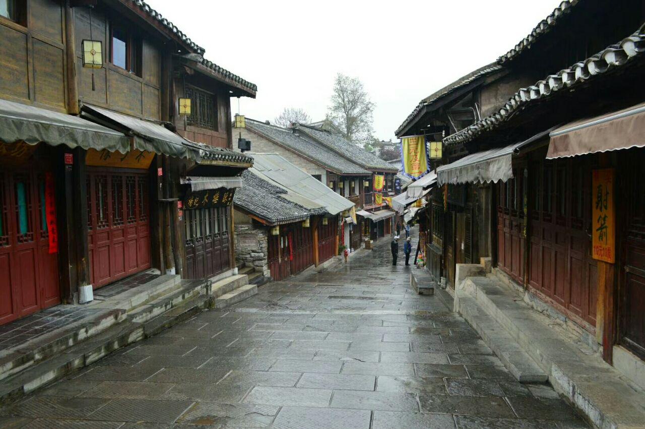 高密现在几点亮天游戏画面